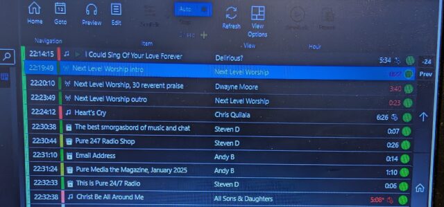 PXL_20260204_221623994